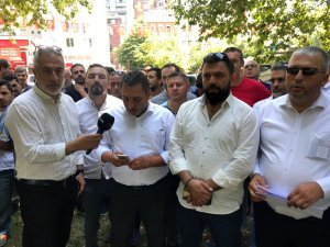 UBER sürücüleri zararlarının tanzimlerini istemek için eylem yaptı