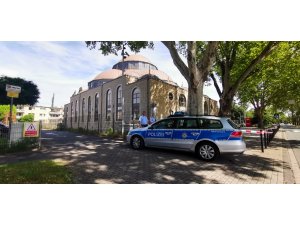 Almanya'da camiye bomba ihbarı