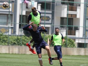 Adana Demirspor’da çalışmalar sürüyor