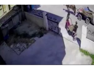 At arabasıyla iş yerindeki demirleri çaldılar