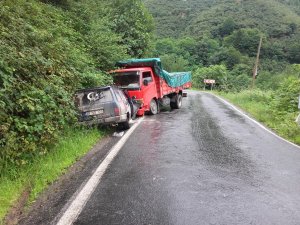 Giresun'da trafik kazası: 2 yaralı