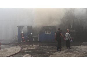 Düzce'de yağ fabrikasında yangın