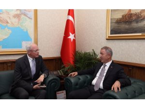 Bakan Akar, ABD Suriye Özel Temsilcisi Jeffrey ile görüştü