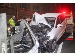 Ok gibi bariyerlere giren sürücüyü emniyet kemeri kurtardı