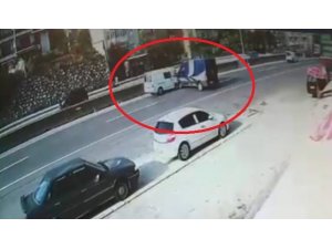 1’i ağır 2 kişinin yaralandığı kazanın görüntüleri ortaya çıktı