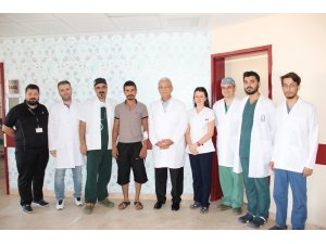 Bacağına pulluk demiri saplandı