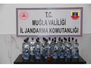 Muğla jandarmasından sahte içki ve uyuşturucu operasyonu