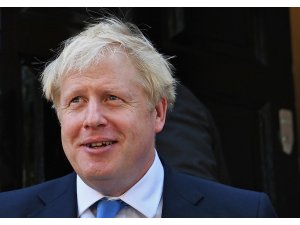 Boris Johnson hükümet kurma görevini aldı
