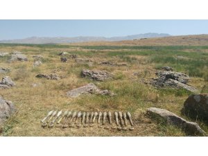 Siirt’te PKK’ya ait patlayıcı ve mühimmat ele geçirildi