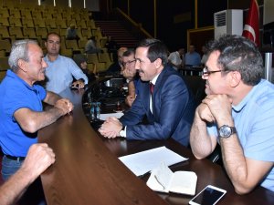 Karatay Söz Meclisleri Sürüyor