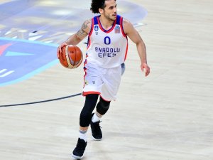 Shane Larkin, Anadolu Efes’te kaldı