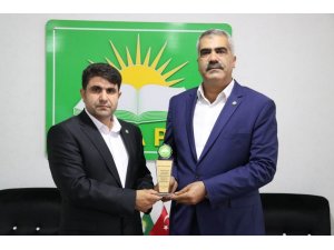 HÜDA PAR’da bayrak değişimi