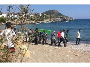 Denize giren 2 kişi boğuldu