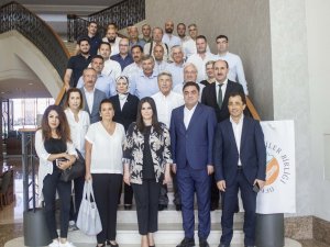 Sarıeroğlu Adana çiftçisiyle buluştu