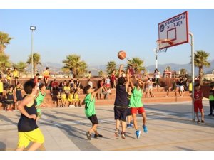 Samandağ’da tek pota basketbol turnuvası sona erdi