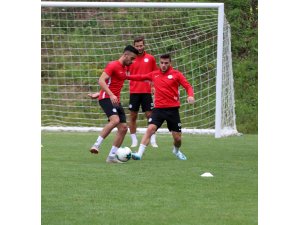 "Rizespor için elimizden gelenin en iyisini yapıyoruz"