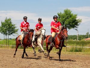 Başkan Doğan’dan “Çarşamba Rahvan At Yarışları”na davet