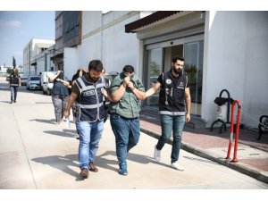 Sahte parayla alışveriş yapan zanlılar tutuklandı