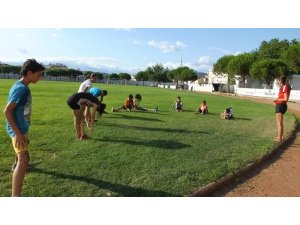 Burhaniye’de atletizm kursları ilgi gördü
