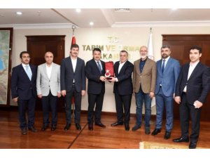 AK Parti’li yöneticiler, Mardin’e hizmet taleplerini Bakanlara iletti