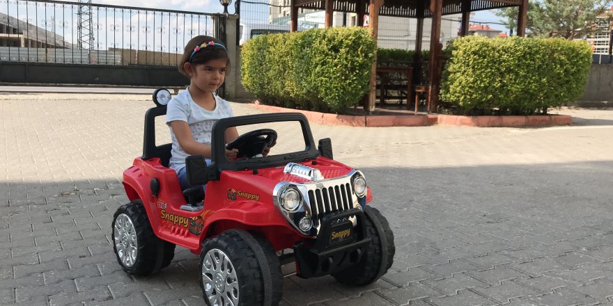 Hırsızlar, çaldıkları akülü arabayı geri getirdi