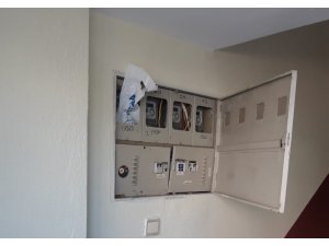 Çalınan altınlar elektrik panosunda bulundu