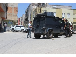 Şanlıurfa’da silahlı kavga, baba ile 3 oğlu vuruldu