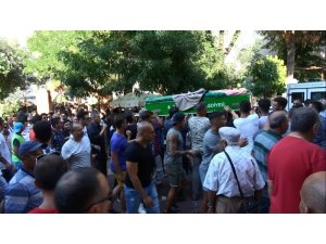Kuşadası, kalbinden bıçaklanan roman genç için ağladı