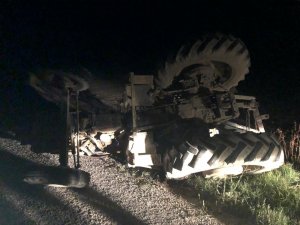Şuhut’ta otomobil ile traktör çarpıştı: 7 Yaralı