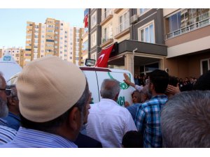 Şehit polis son yolculuğuna uğurlanıyor