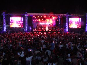 Göl Festivalinde Betül Demir konseri