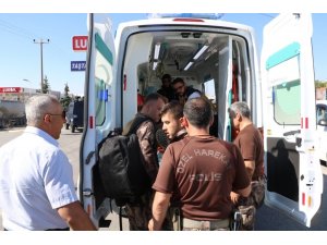 Sivas’ta özel harekat polislerini taşıyan servis kamyonetle çarpıştı: 5 yaralı