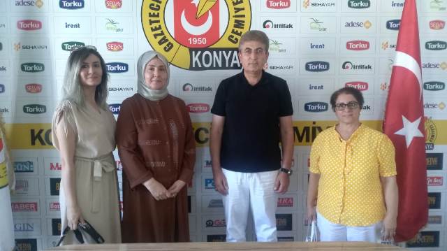 Yeniden Refah Partisi'nden cemiyete ziyaret