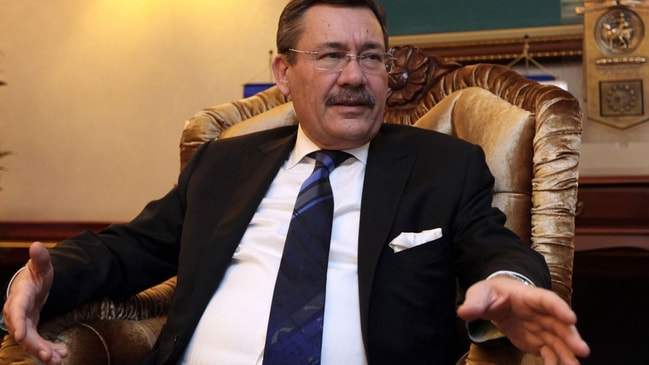 'Oturmaları kanıma dokunuyor' Gökçek'ten Suriyeliler ile ilgili ilginç öneri!