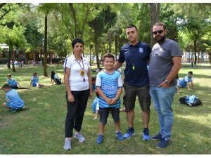 Yunusemre’de atletizm yaz kursu ilgi görüyor