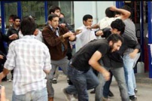 Üniversitede çatışma çıktı