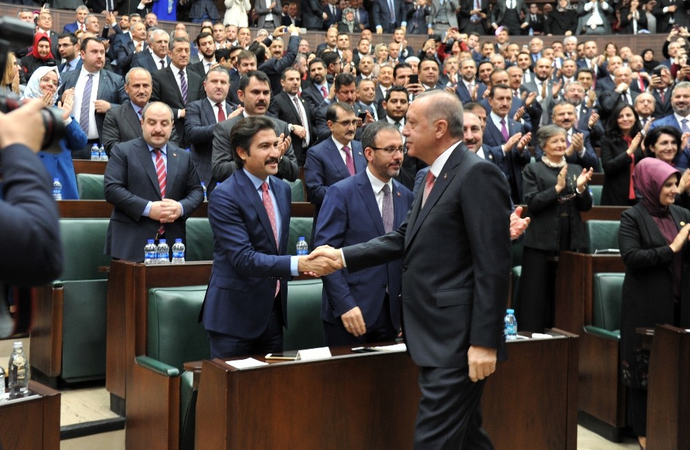 AK Parti'de akrabalar yönetimde görev almayacak