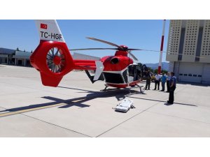 Ambulans helikopter 74 yaşındaki hasta için havalandı