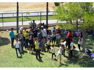 Didim’de 56 kaçak Afgan yakalandı