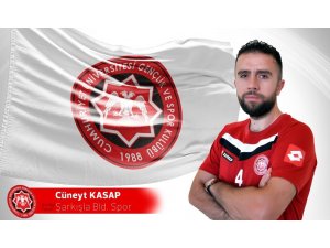 CÜSK, kadrosuna 14 futbolcu kattı