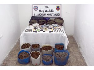 Varto’da 25 bin mermi ele geçirildi