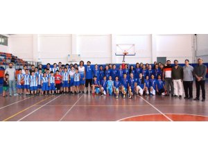 Yaz spor okullarıyla yeni sporcular keşfediliyor