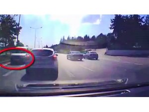 Çevre yolunda ters yönden giden araç tehlike saçtı