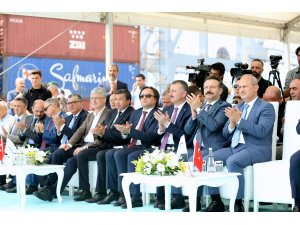 "Limanlarımızda elleçlenen yük miktarı milyar tonlara çıkacak"