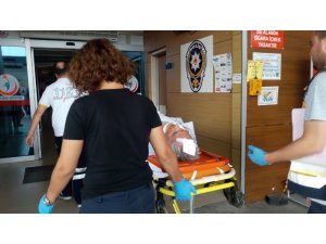 Otomobilin çarptığı yaya ölümden döndü