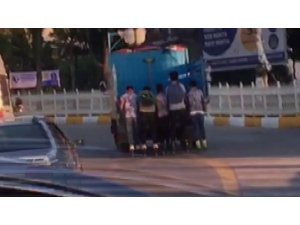 Patenci gençlerin tehlikeli yolculuğu kamerada