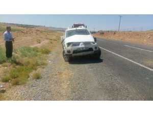 Takla atan araçtan burnu bile kanamadan kurtuldu