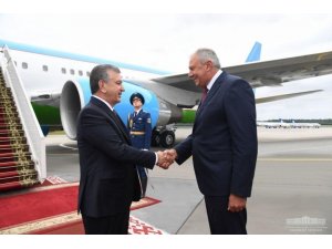 Özbekistan Cumhurbaşkanından Belarus’a ziyaret