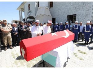 Beyin kanaması geçiren güvenlik korucusu son yolculuğuna uğurlandı