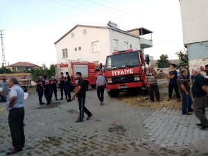 Tomarza’daki balya yangını 8 saat sonra söndürüldü